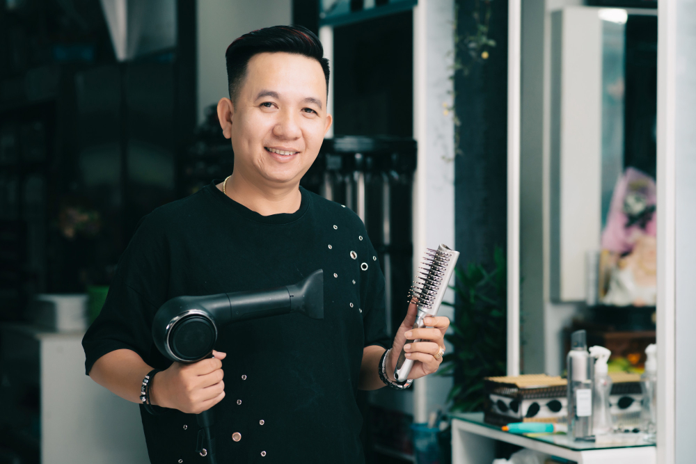 Kelebihan dan Kekurangan Memulai Bisnis Barbershop. Sumber: freepik.com