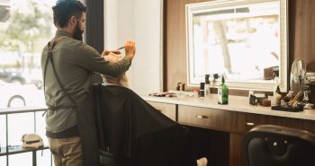 Peluang Usaha Barbershop. Sumber: freepik.com