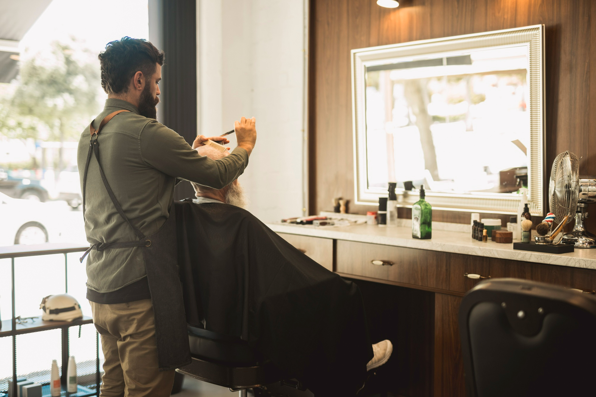Peluang Usaha Barbershop. Sumber: freepik.com