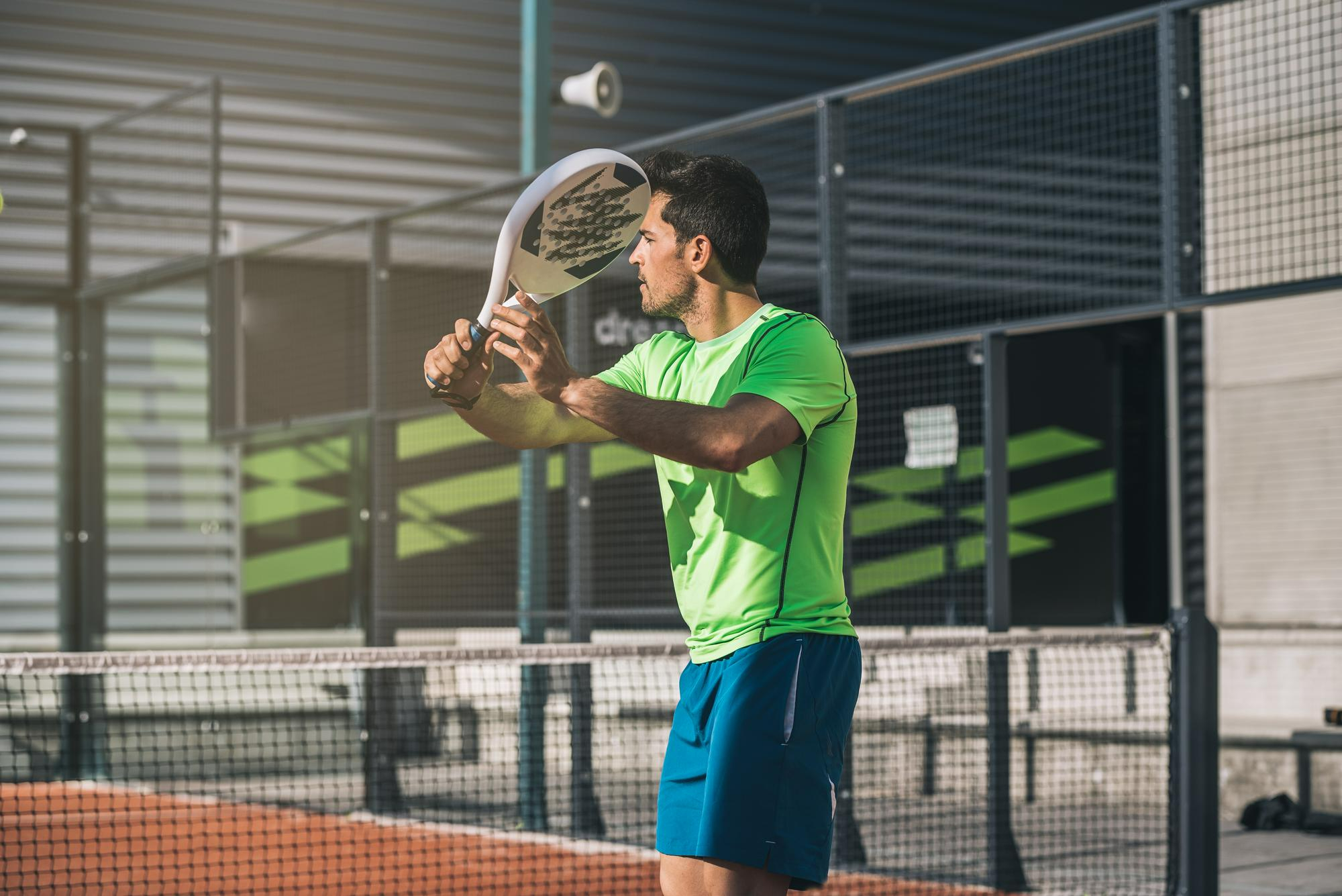 Membuka Bisnis Lapangan Padel. Sumber: freepik.com